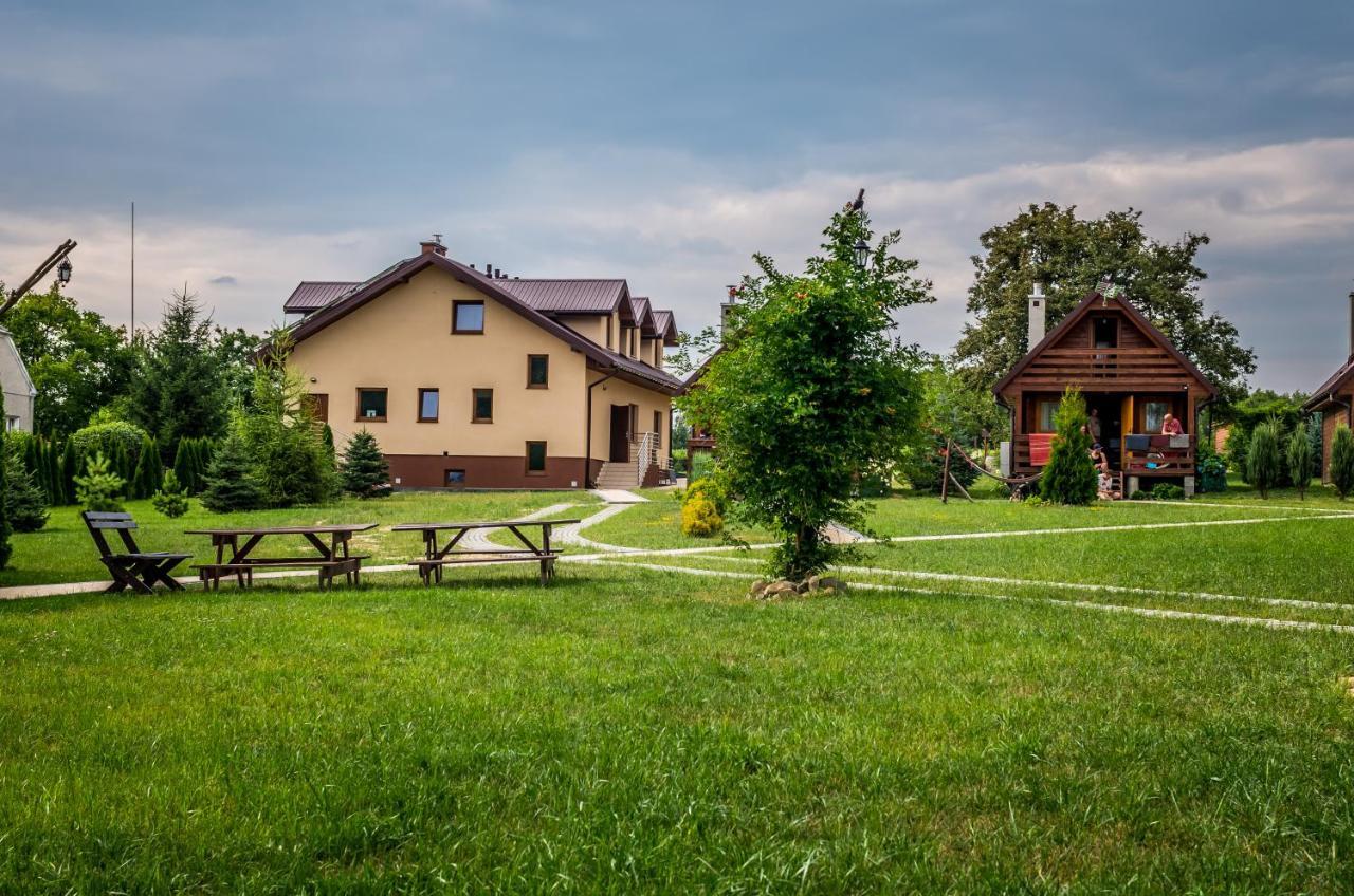Hotel Osrodek Wczasowy "Wczasy Pod Grusza" Biecz Esterno foto