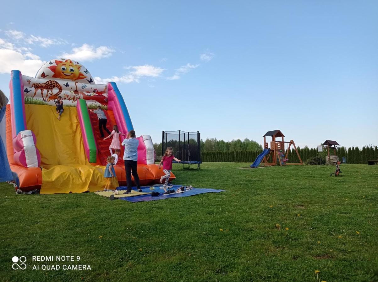 Hotel Osrodek Wczasowy "Wczasy Pod Grusza" Biecz Esterno foto
